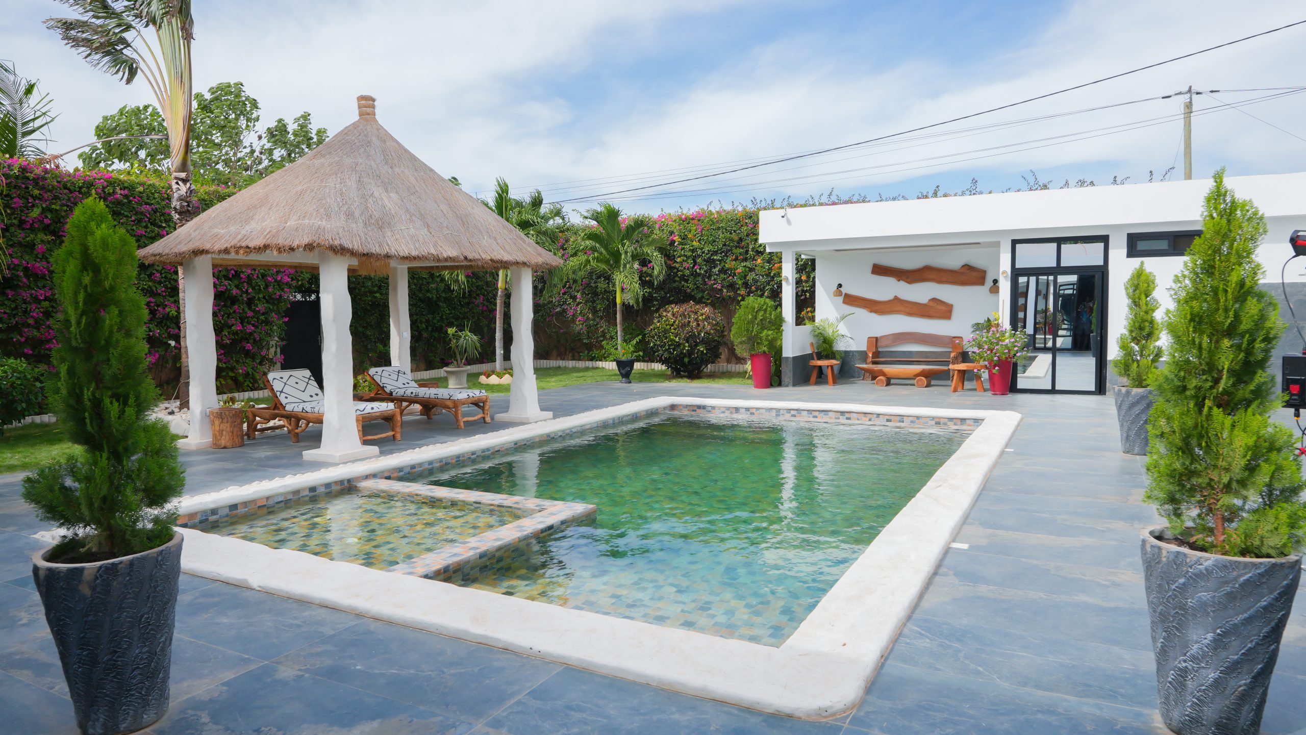 Résidence KAM — Vue piscine